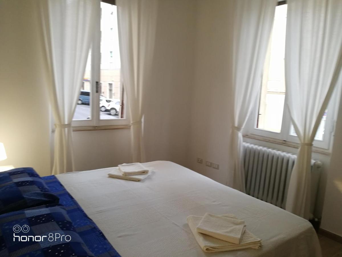 Hotel Casa Viorica 2 à Ancône Extérieur photo